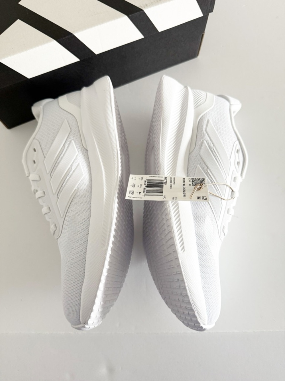 NEW Adidas Women’s Runfalcon 5 White Running Shoes Sneakers Size 11 - Picture 4 of 9